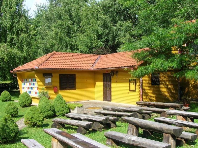 Čebelarski dom
